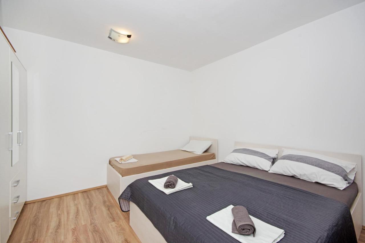 Apartmani Andrija Zivogosce Ngoại thất bức ảnh