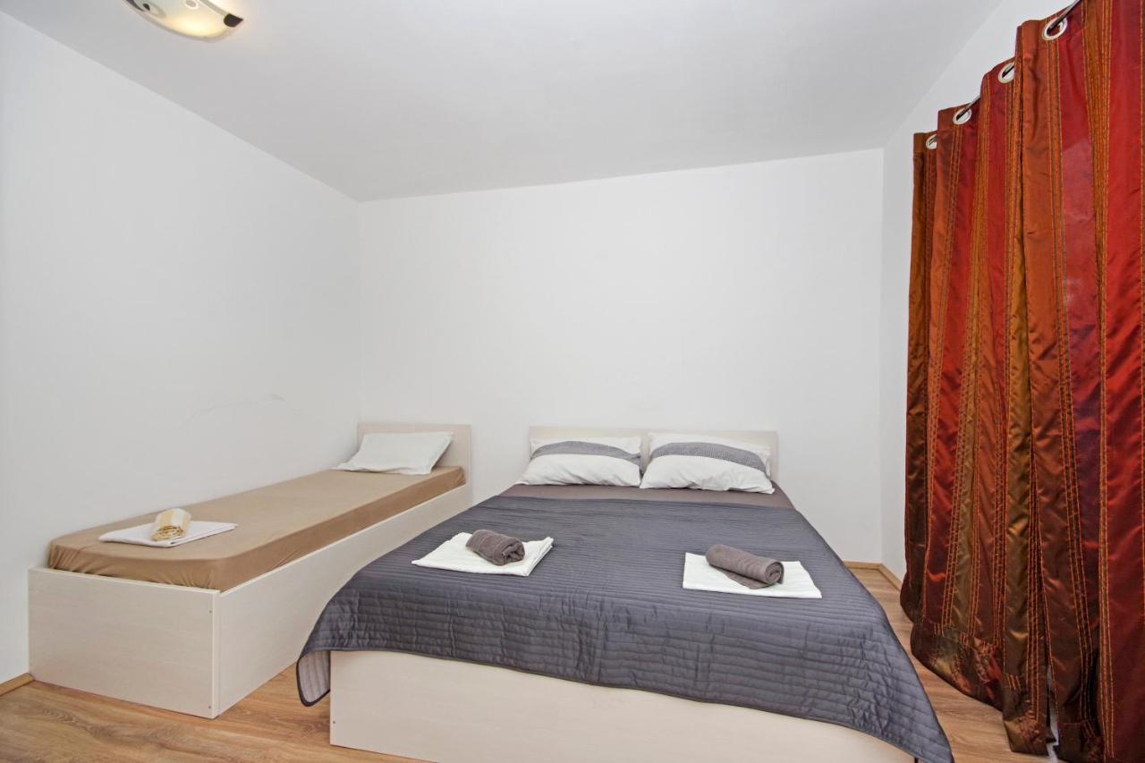 Apartmani Andrija Zivogosce Ngoại thất bức ảnh